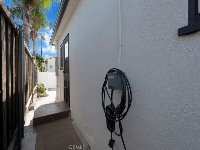 2108 N Pass Avenue, Burbank, CA 91505