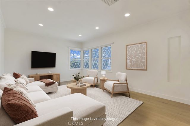 2108 N Pass Avenue, Burbank, CA 91505