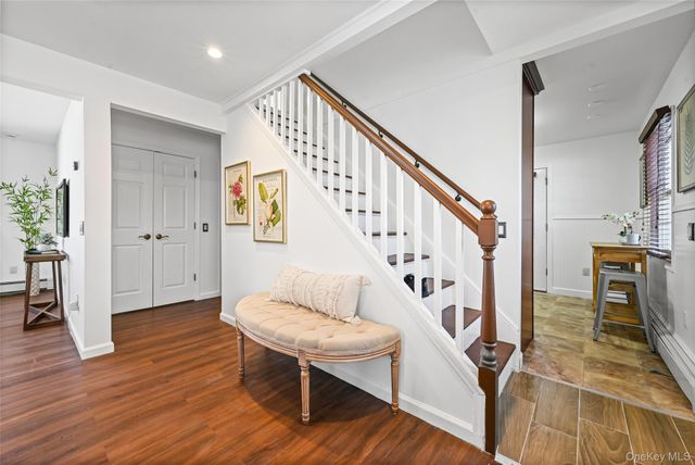 15 Primrose Lane, Levittown, NY 11756