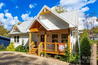 27 Ruslan Drive, Asheville, NC 28806