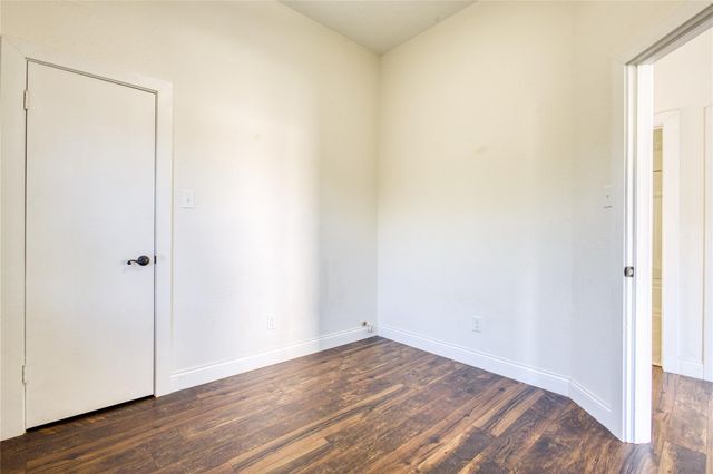 475 Lost Rock Drive, Houston, TX 77598