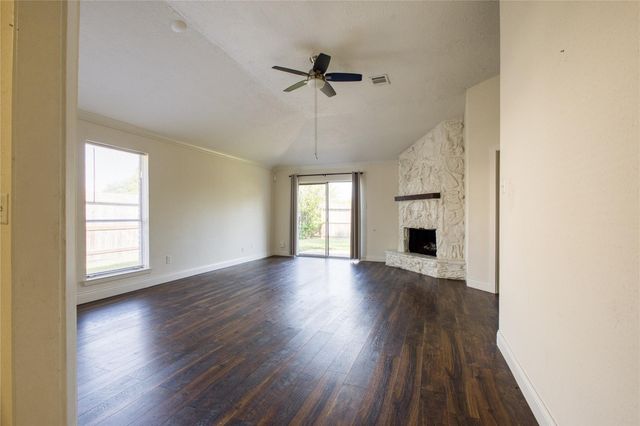 475 Lost Rock Drive, Houston, TX 77598