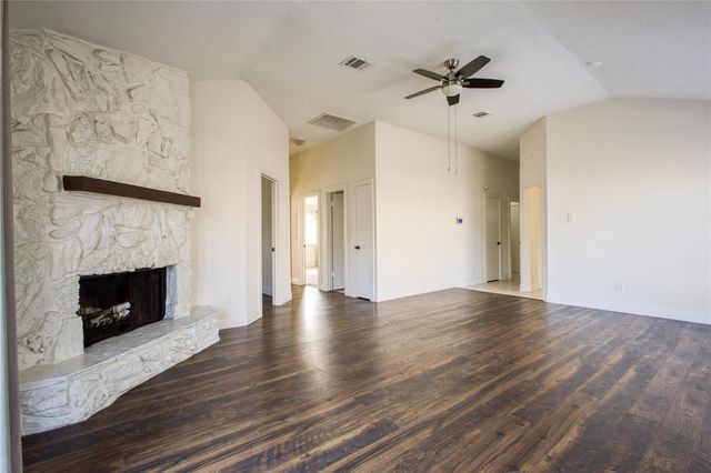 475 Lost Rock Drive, Houston, TX 77598