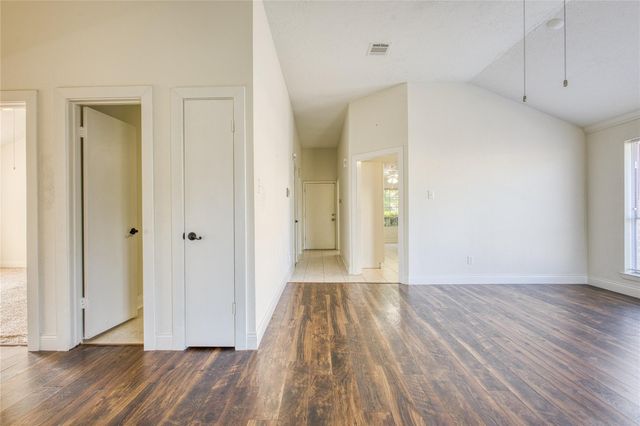 475 Lost Rock Drive, Houston, TX 77598