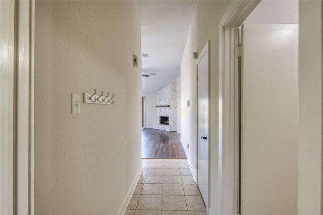 475 Lost Rock Drive, Houston, TX 77598