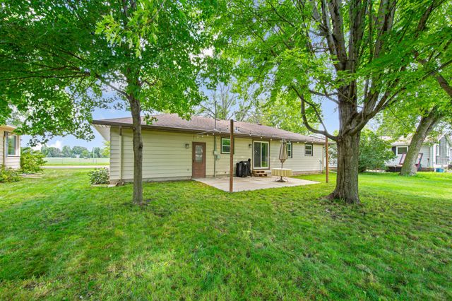 2541 E Main Street, Mankato, MN 56001