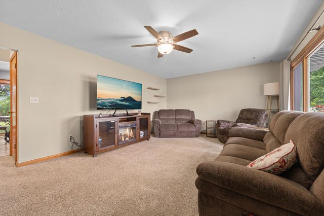 2541 E Main Street, Mankato, MN 56001