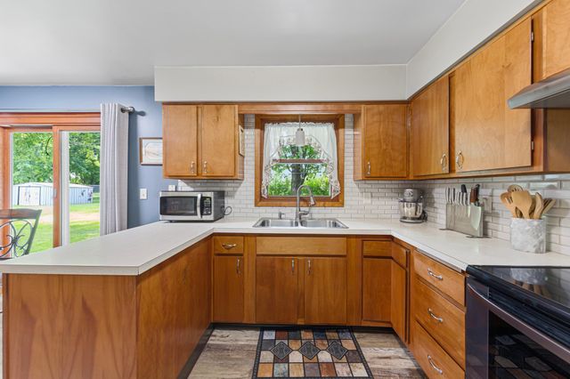 2541 E Main Street, Mankato, MN 56001