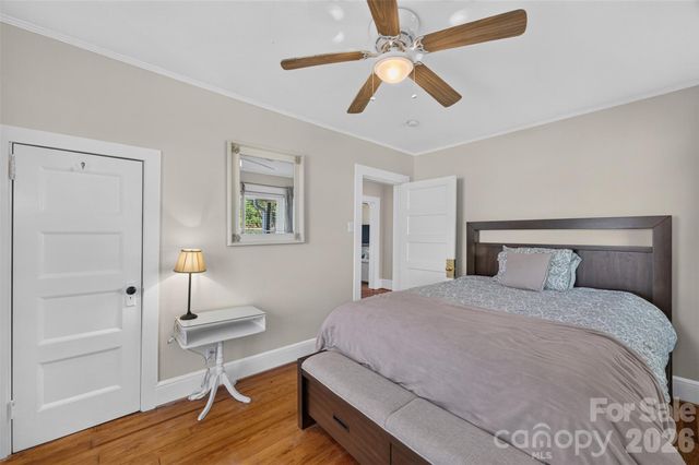 106 Lake Drive, Hickory, NC 28601