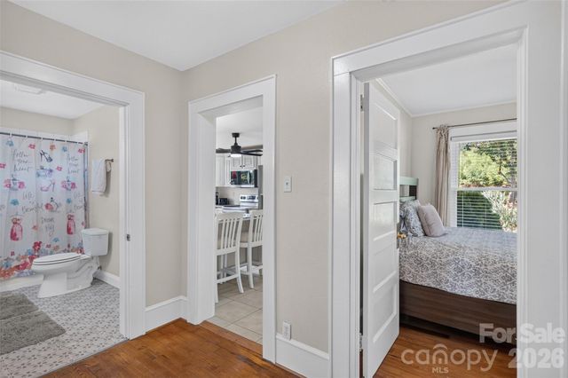 106 Lake Drive, Hickory, NC 28601