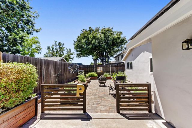 6904 Somerville Way, Fair Oaks, CA 95628