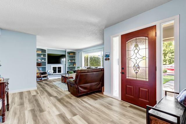 6904 Somerville Way, Fair Oaks, CA 95628
