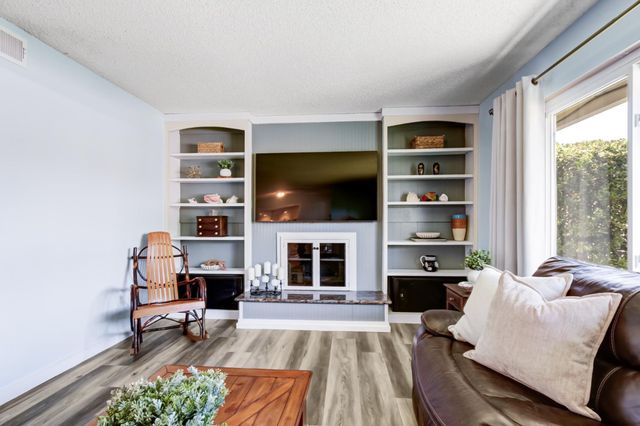 6904 Somerville Way, Fair Oaks, CA 95628