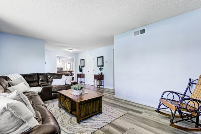 6904 Somerville Way, Fair Oaks, CA 95628