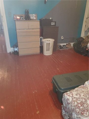 102 S Findlay Street, Dayton, OH 45403