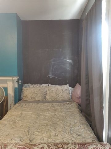 102 S Findlay Street, Dayton, OH 45403