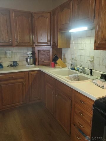 102 S Findlay Street, Dayton, OH 45403