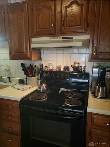 102 S Findlay Street, Dayton, OH 45403