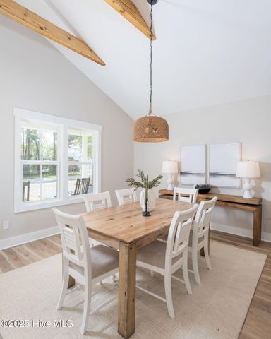 325 N Dyson Street, Holly Ridge, NC 28445