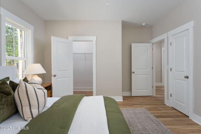 325 N Dyson Street, Holly Ridge, NC 28445