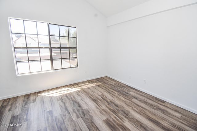6610 W KINGSTON Lane, Glendale, AZ 85306