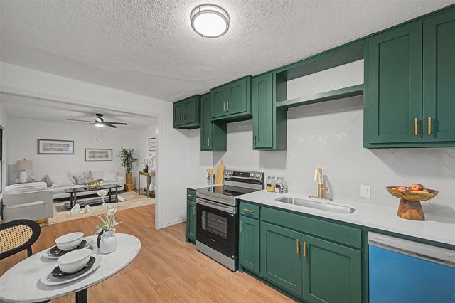 7349 Pensacola Avenue, Fort Worth, TX 76116