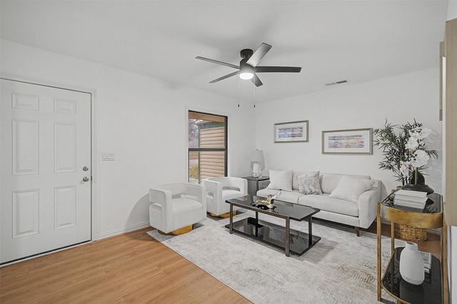 7349 Pensacola Avenue, Fort Worth, TX 76116