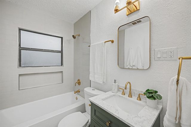 7349 Pensacola Avenue, Fort Worth, TX 76116