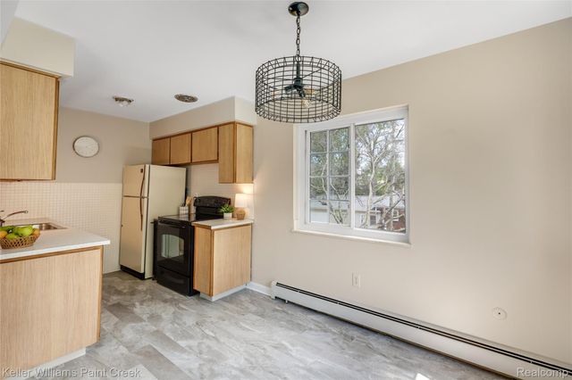 19839 Arthur 246, Harper Woods, MI 48225