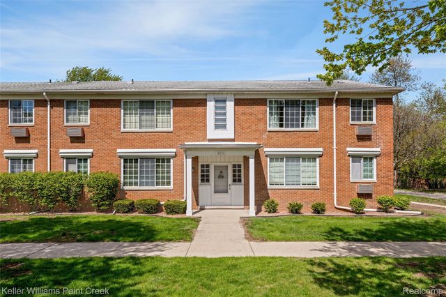 19839 Arthur 246, Harper Woods, MI 48225
