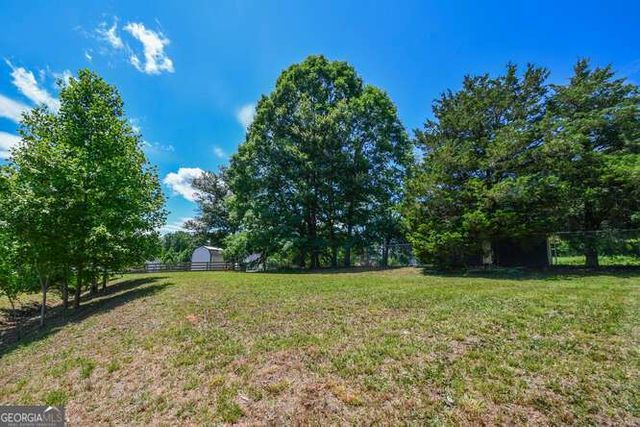 132 Fairview Meadows Drive, Demorest, GA 30535