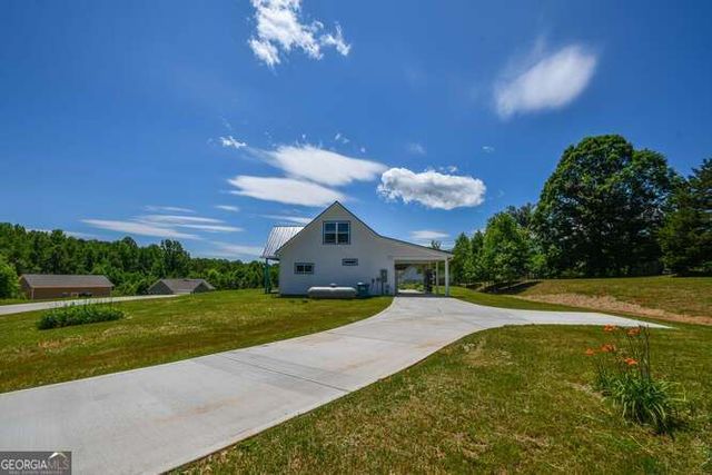 132 Fairview Meadows Drive, Demorest, GA 30535