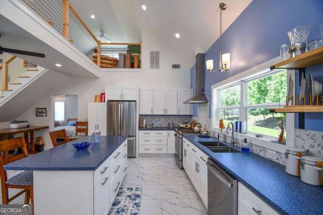 132 Fairview Meadows Drive, Demorest, GA 30535