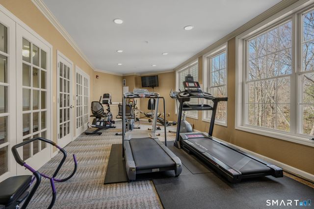 2590 Gold Star Highway 311, Groton, CT 06355