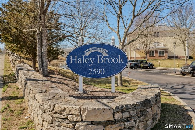 2590 Gold Star Highway 311, Groton, CT 06355