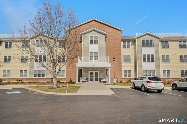 2590 Gold Star Highway 311, Groton, CT 06355