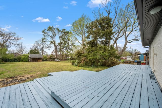 417 Marwood Ct, Nashville, TN 37210