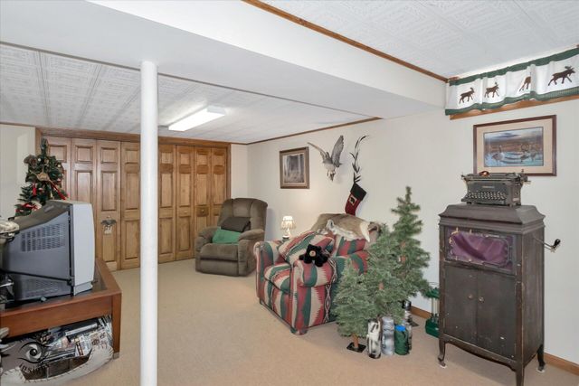 11606 Westvalley Drive, Crown Point, IN 46307