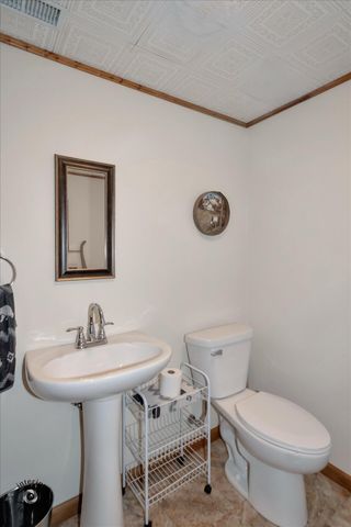 11606 Westvalley Drive, Crown Point, IN 46307