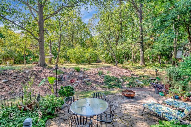 11606 Westvalley Drive, Crown Point, IN 46307