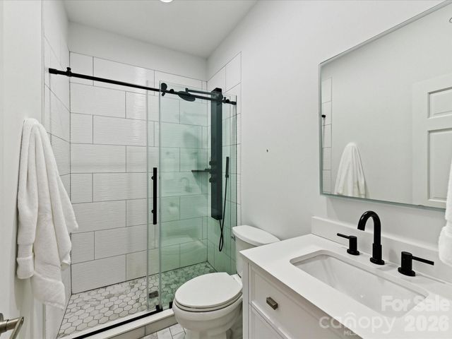 1014 Queens Road D, Charlotte, NC 28207