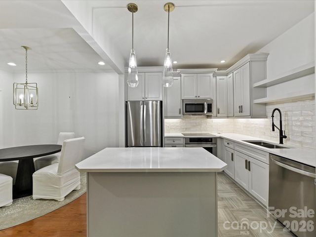 1014 Queens Road D, Charlotte, NC 28207