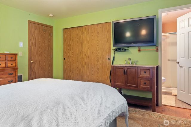 70 E Sycamore Place, Shelton, WA 98584