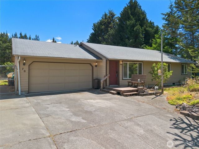 70 E Sycamore Place, Shelton, WA 98584
