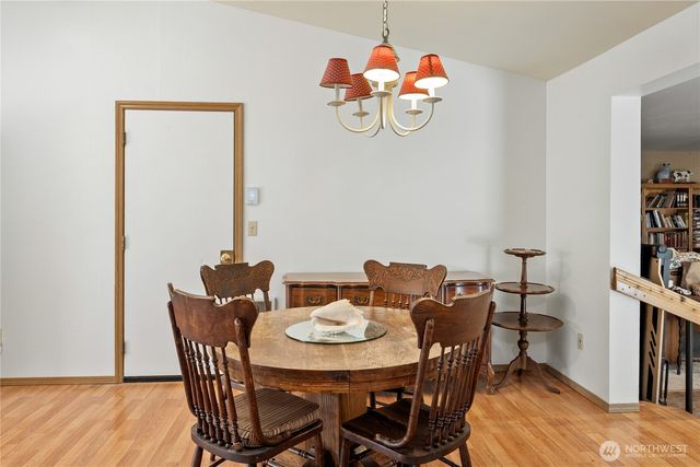 70 E Sycamore Place, Shelton, WA 98584