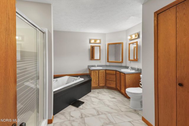 2239 County Road F, Edon, OH 43518