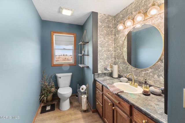 2239 County Road F, Edon, OH 43518