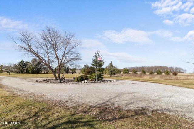 2239 County Road F, Edon, OH 43518