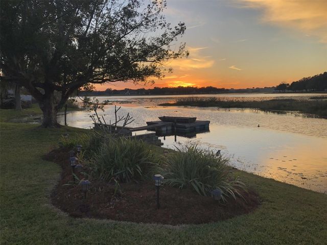 36740 SHORE DRIVE, Dade City, FL 33525