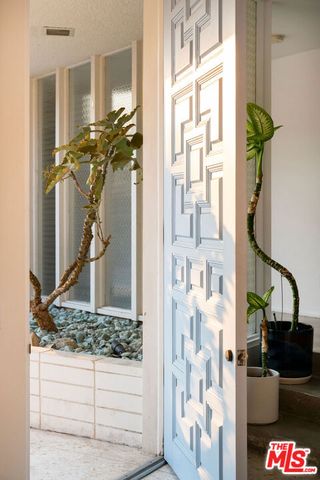4575 Dundee Drive, Los Angeles, CA 90027
